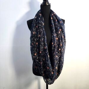 Old navy Floral Navy Infinity Scarf